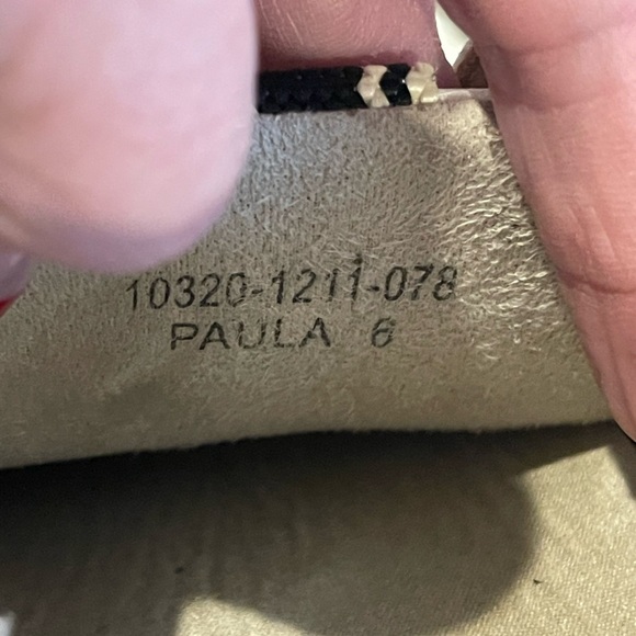 ShuShop Paula Size 6 Silver Glitter with Black and Brown Accents - Picture 10 of 10